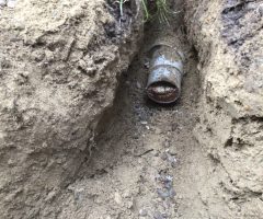 トイレつまり！排水マス根っこつまり！